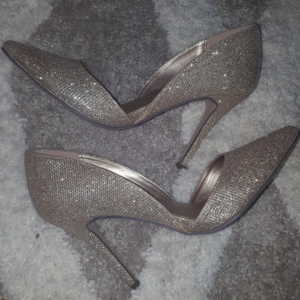 Dream Paris pumps